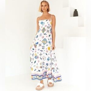 Label of Love Sz M Floral White Maxi Dress Portofino